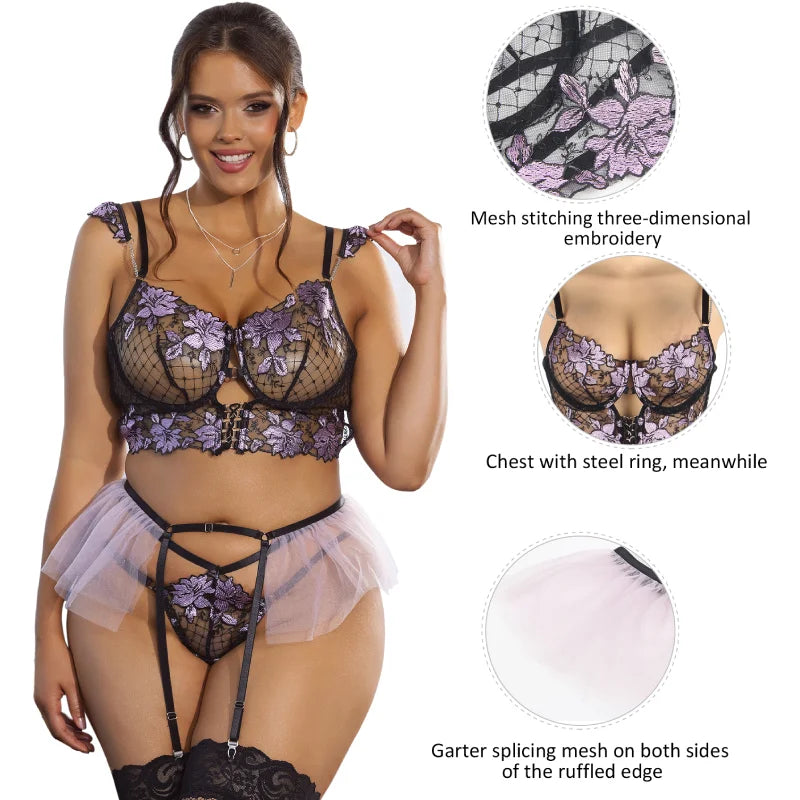 Plus Size Nighttime Lace Set with Garter